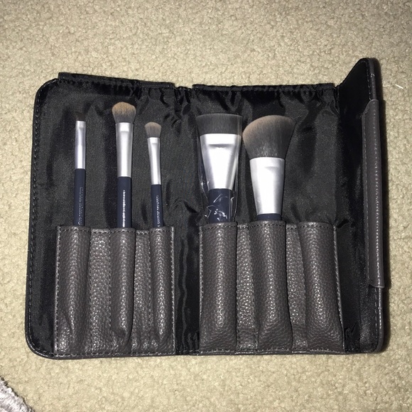 Sephora Charcoal Makeup Brushes - Picture 2 of 2